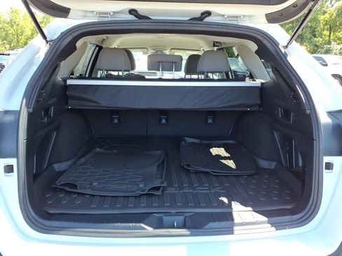 Used 2020 Subaru Outback Premium AWD/4WD image 17