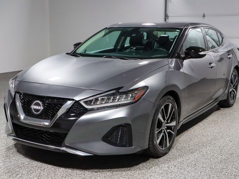 Used 2023 Nissan Maxima SV w/ Floor Mat Group image 29