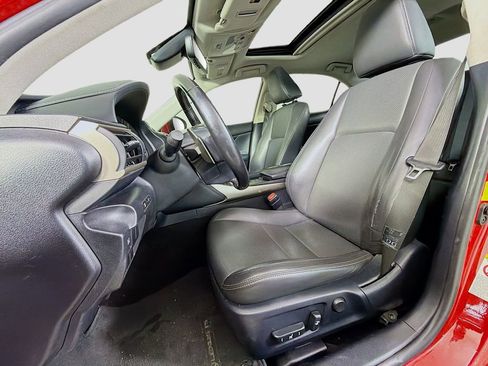 Used 2017 Lexus IS 200t image 13