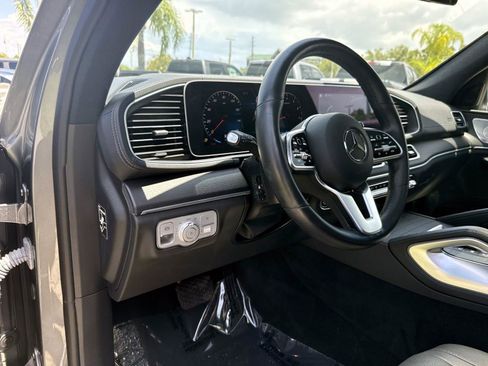Certified 2023 Mercedes-Benz GLS 450 4MATIC image 21
