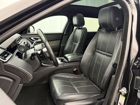 Used 2018 Land Rover Range Rover Velar S image 10