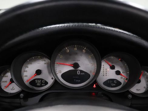 Used 2006 Porsche 911 Carrera 4S image 31