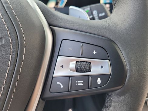 New 2026 BMW X5 xDrive50e w/ Executive Package image 28