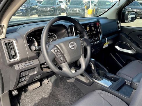 New 2025 Nissan Frontier SV image 9