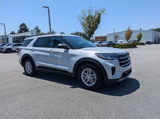 New 2026 Ford Explorer Active RWD video 2