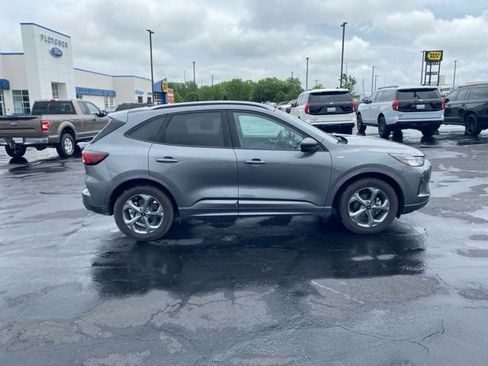 Used 2024 Ford Escape ST-Line FWD image 7