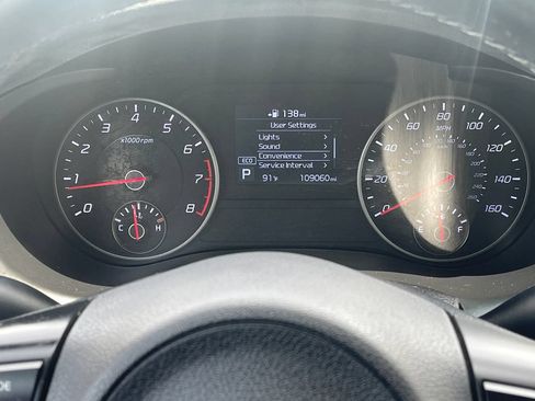 Used 2018 Kia Stinger RWD image 19