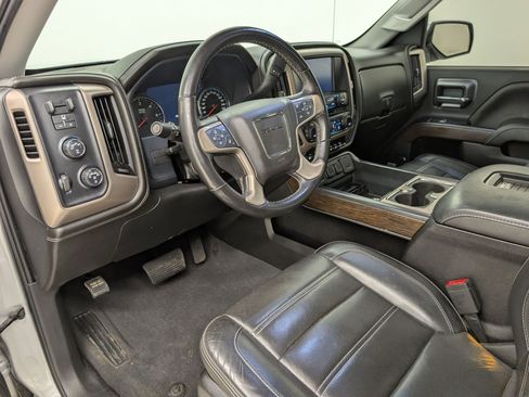 Used 2018 GMC Sierra 1500 Denali w/ Denali Ultimate Package image 4
