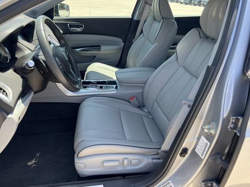 Used 2018 Acura TLX V6 w/ Technology Package FWD image 8