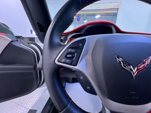 Used 2019 Chevrolet Corvette Stingray Coupe RWD image 20