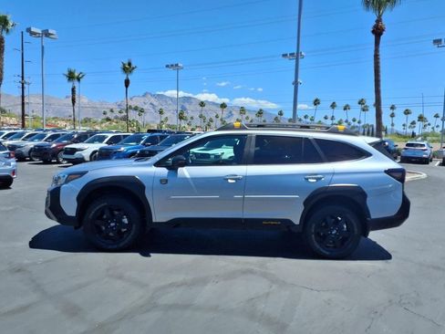 Used 2025 Subaru Outback Wilderness AWD/4WD image 13