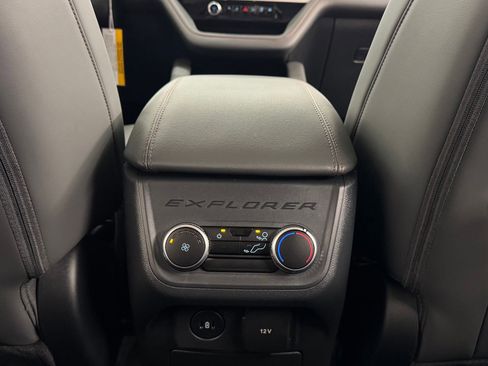 New 2026 Ford Explorer Active w/ Active Comfort Package image 25
