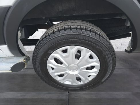 Used 2024 Ford Transit 250 Low Roof w/ Exterior Upgrade Package image 29