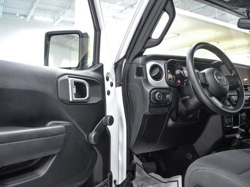 Used 2024 Jeep Wrangler Sport AWD/4WD image 14