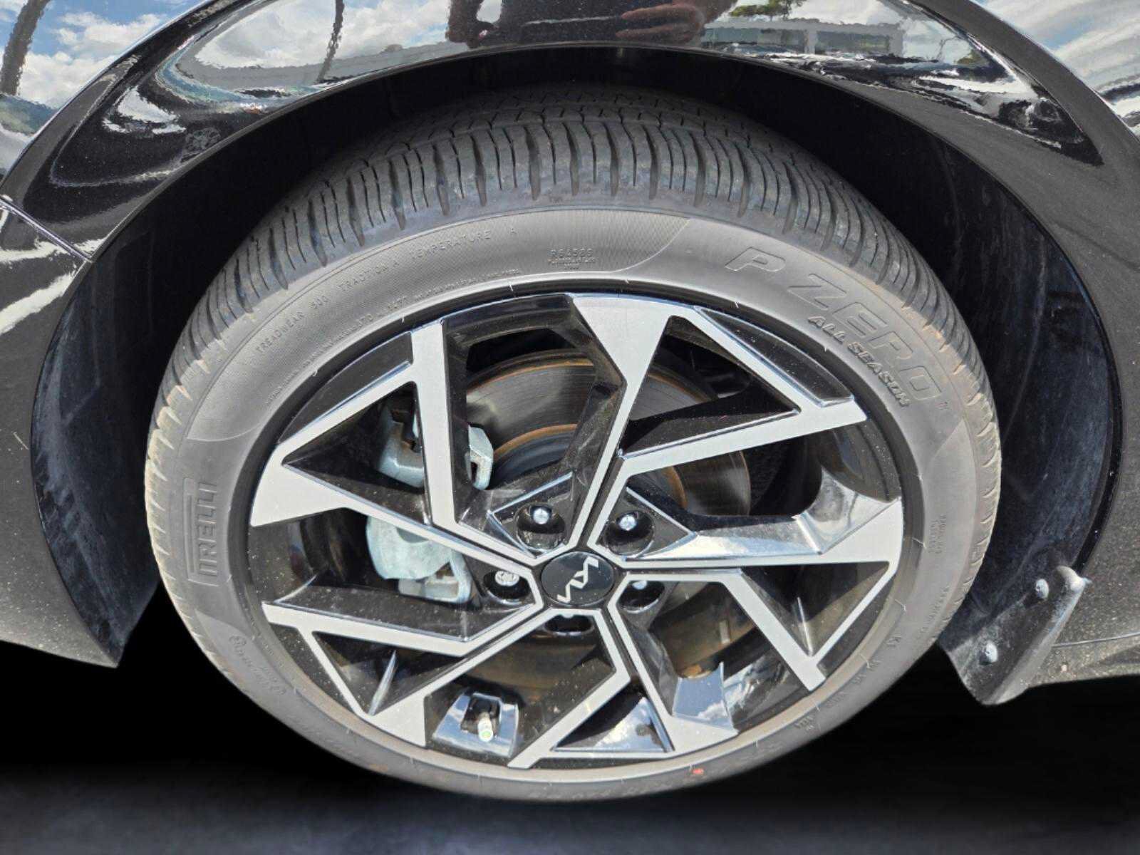 Used 2025 Kia K5 EX FWD image 8