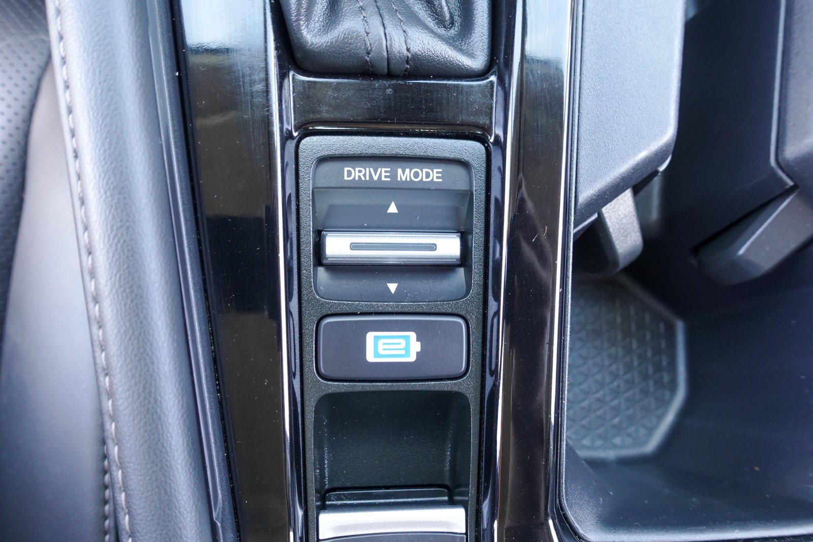 Used 2024 Honda Accord Touring image 17