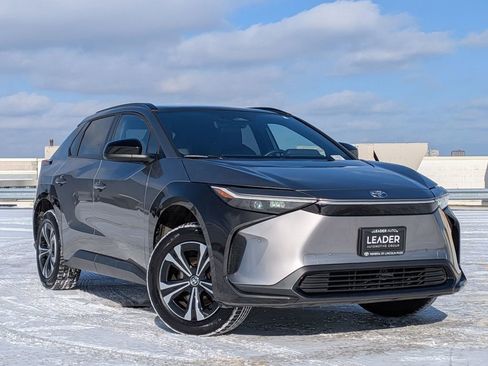 Used 2024 Toyota bZ4X XLE w/ Weather Package image 1