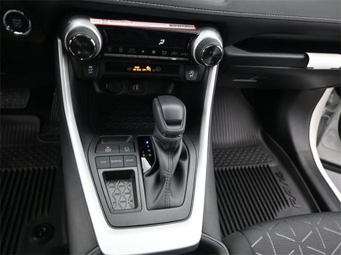 New 2025 Toyota RAV4 XLE w/ Convenience Package image 7