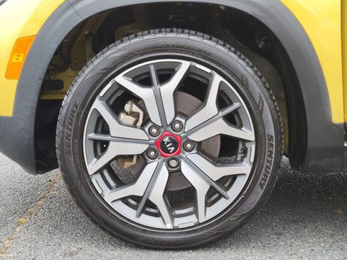 Used 2021 Kia Seltos SX w/ SX Sunroof Package image 11