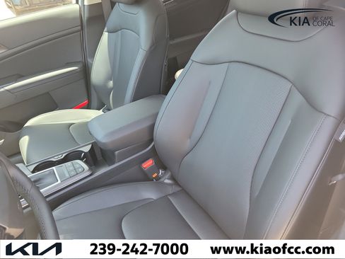 New 2026 Kia Sportage EX w/ EX Panorama Roof Package FWD image 15