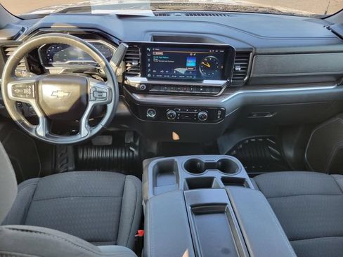 Used 2023 Chevrolet Silverado 1500 LT AWD/4WD image 19