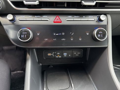 New 2026 Hyundai Sonata SEL FWD image 27