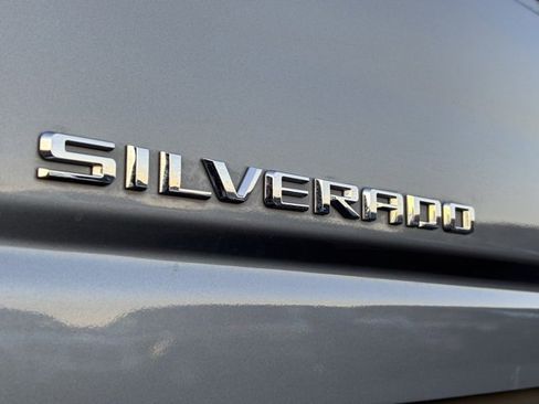 Used 2024 Chevrolet Silverado 3500 High Country w/ Z71 Off-Road Package image 18