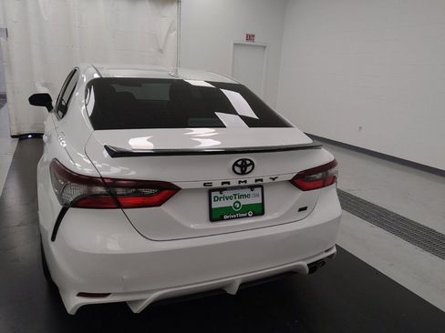 Used 2023 Toyota Camry SE FWD image 6