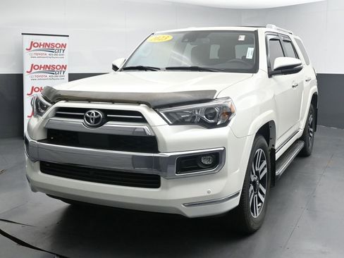 Used 2023 Toyota 4Runner Limited AWD/4WD image 4