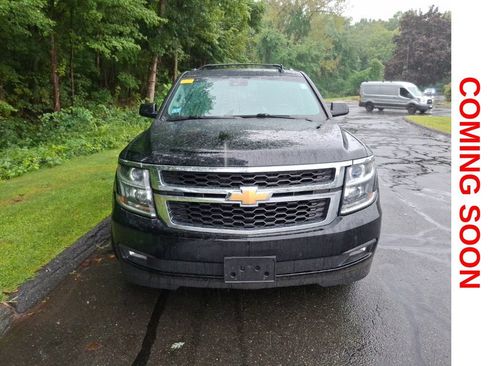 Used 2016 Chevrolet Tahoe LT w/ Luxury Package AWD/4WD image 3