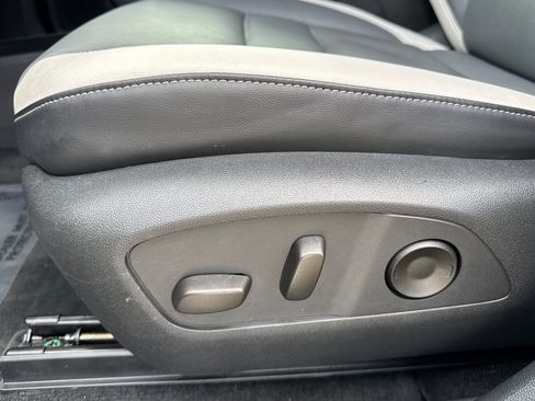 Certified 2024 Honda Prologue Touring image 14