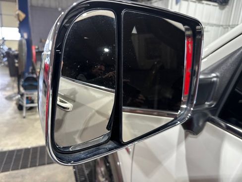 Used 2022 RAM 3500 Limited image 17