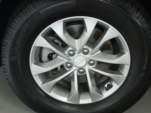 Used 2020 Hyundai Santa Fe SE FWD image 37
