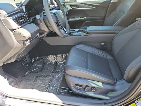 Used 2026 Toyota Camry XLE w/ Premium Plus Package image 18