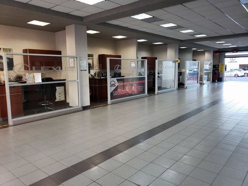 Used 2025 Lexus NX 350h AWD w/ Premium Package image 35