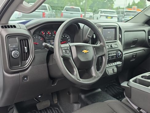 Certified 2025 Chevrolet Silverado 1500 W/T RWD image 13