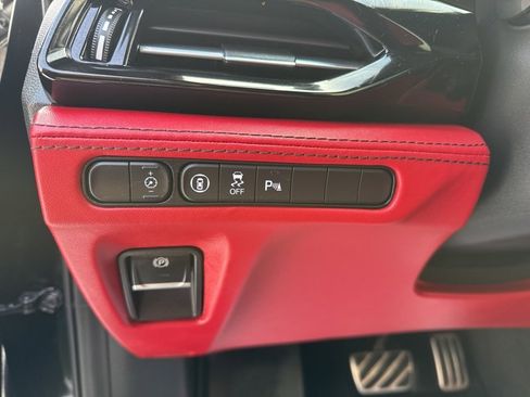 Used 2022 Acura MDX A-Spec image 32