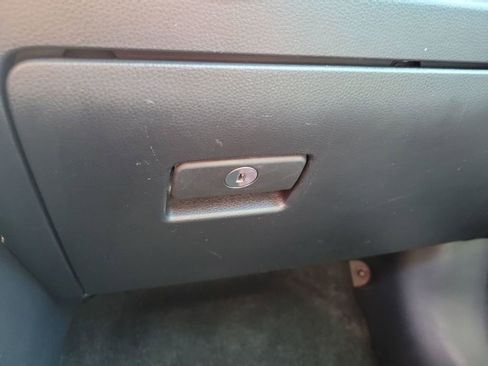 Used 2024 Toyota RAV4 LE FWD image 40
