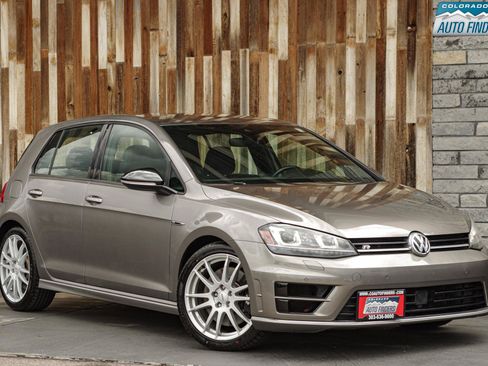 Used 2017 Volkswagen Golf R 4-Door AWD/4WD image 9