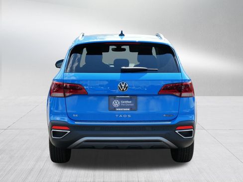 Certified 2023 Volkswagen Taos SE w/ Panoramic Sunroof Package AWD/4WD image 6