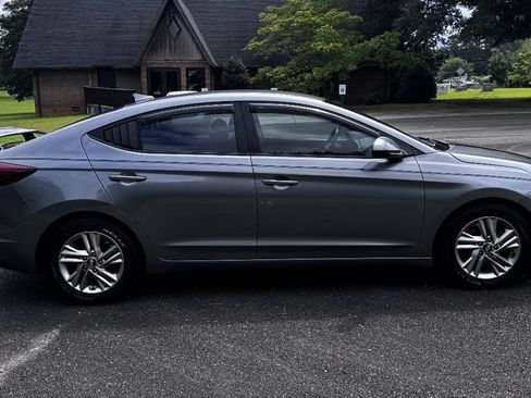 Used 2019 Hyundai Elantra SEL FWD image 9