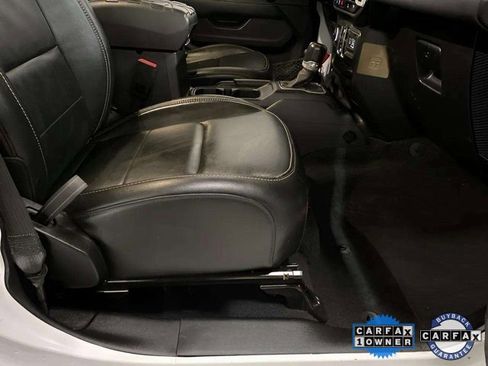 Used 2023 Jeep Wrangler Unlimited Sahara w/ Cold Weather Group image 81