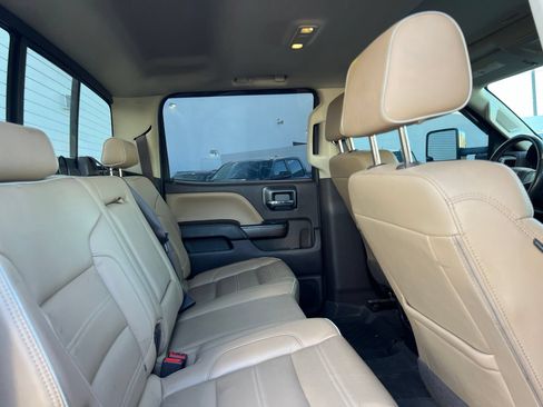 Used 2018 GMC Sierra 3500 Denali w/ Duramax Plus Package AWD/4WD image 18