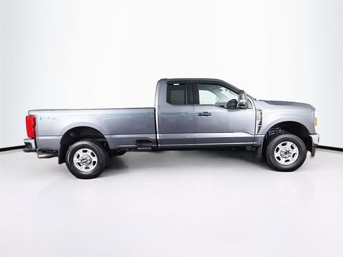 Used 2025 Ford F350 XLT w/ FX4 Off-Road Package AWD/4WD image 8