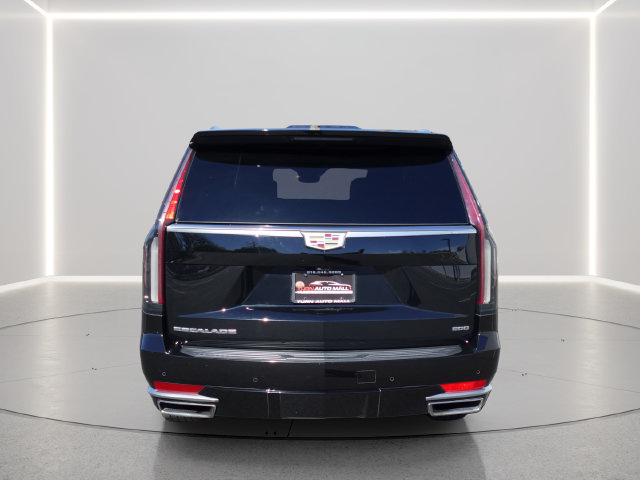 Used 2024 Cadillac Escalade Premium Luxury AWD/4WD image 4