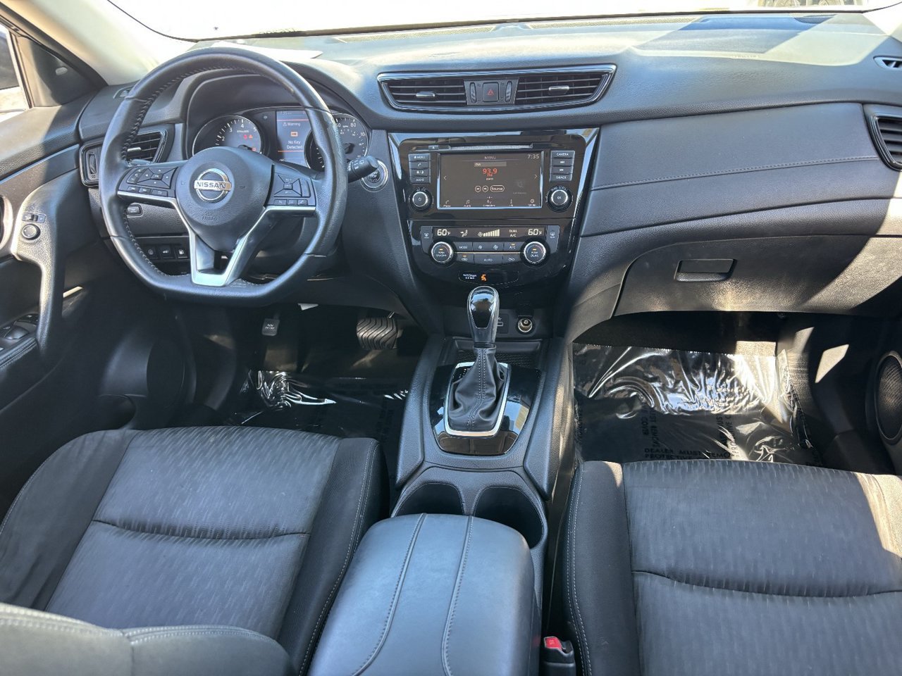 Used 2020 Nissan Rogue SV FWD image 13
