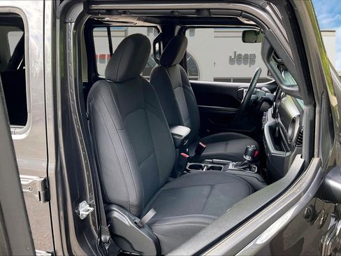 Used 2020 Jeep Wrangler Unlimited Sport AWD/4WD image 7