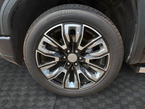 Used 2024 GMC Sierra 1500 Denali w/ Denali Reserve Package AWD/4WD image 14