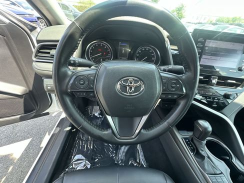 Used 2024 Toyota Camry SE FWD image 24