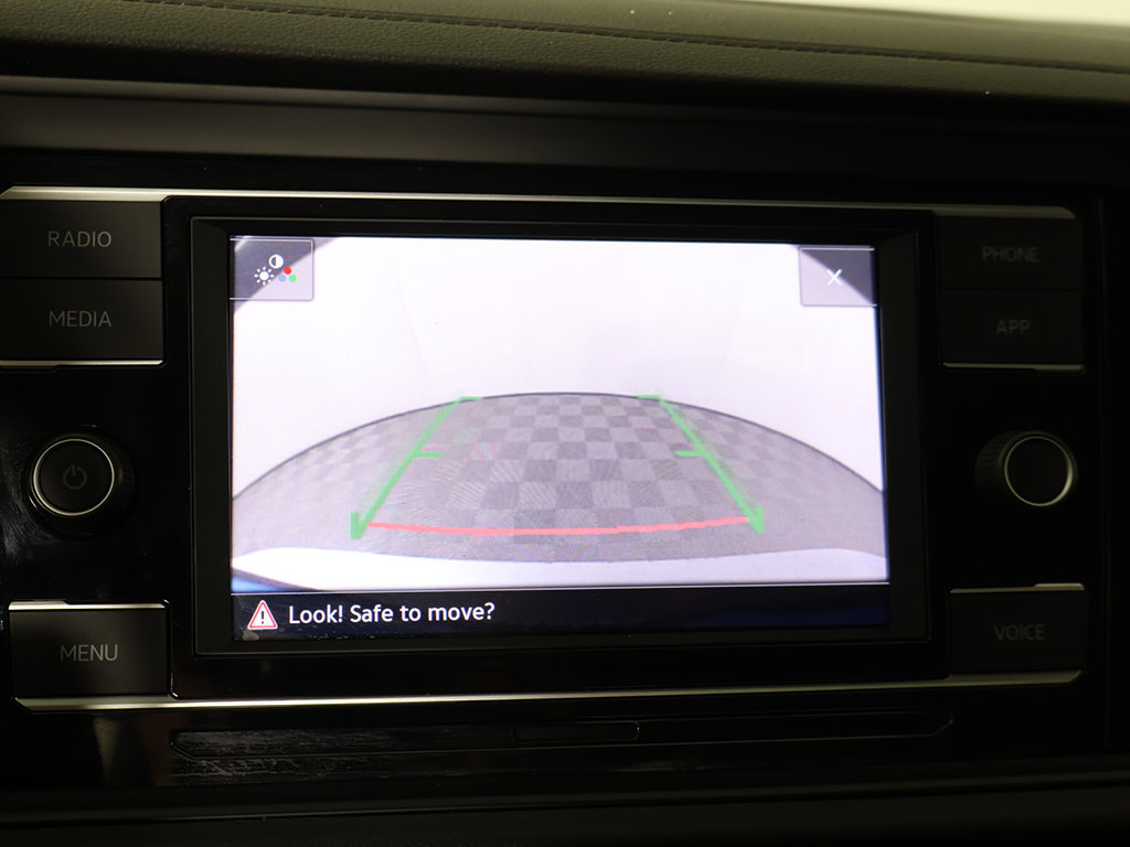 Used 2023 Volkswagen Jetta SE FWD image 41